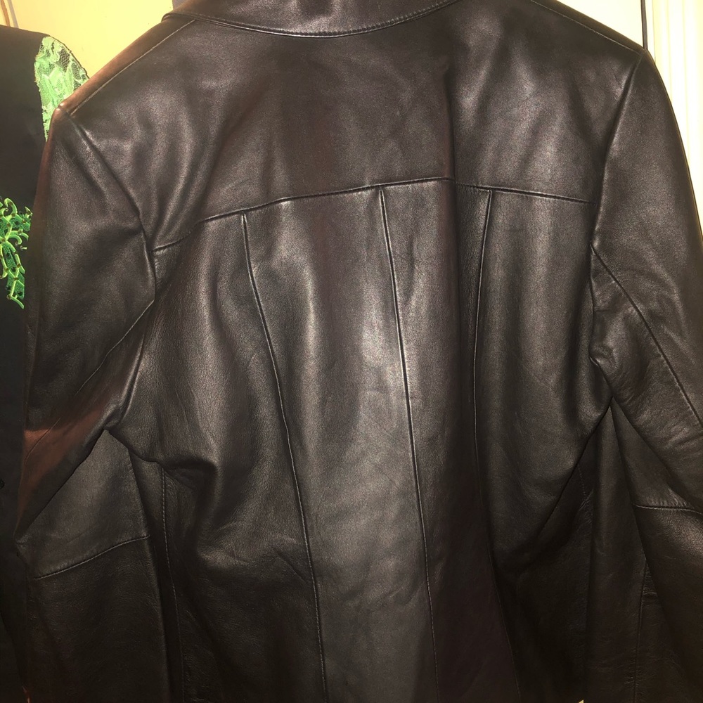Leather jacket - Picture 2 of 2